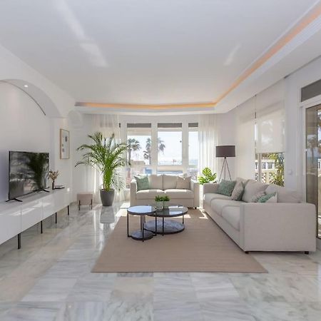 Eden Costa Lago Primera Linea De Mar Торремолинос Экстерьер фото