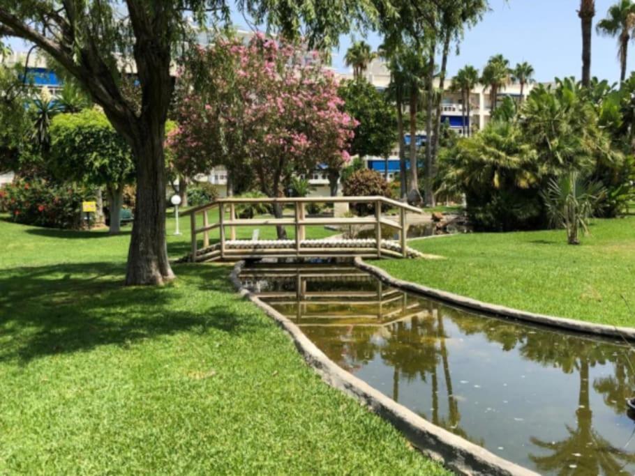 Eden Costa Lago Primera Linea De Mar Торремолинос Экстерьер фото